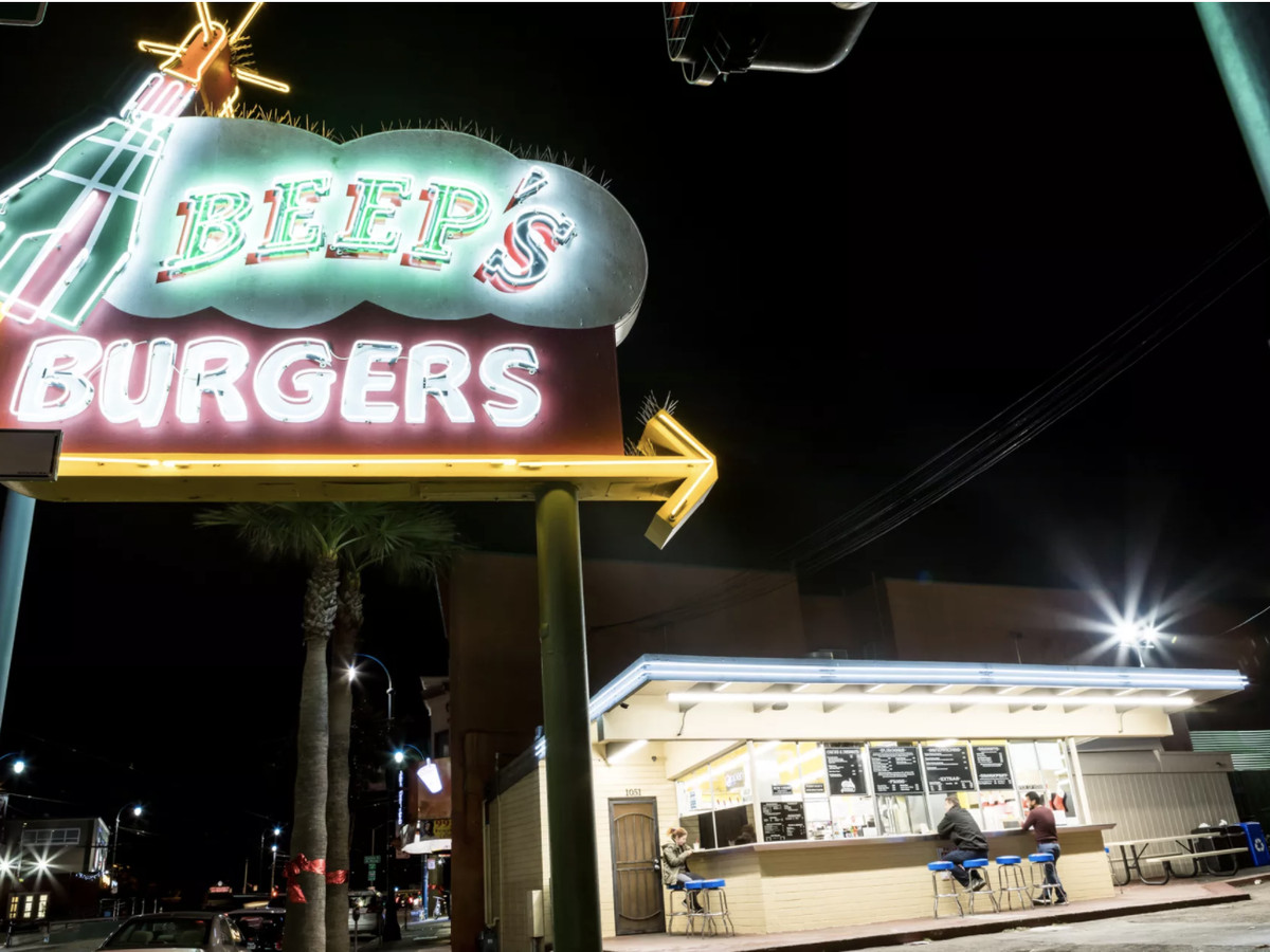 Beep’s Burger’s sign