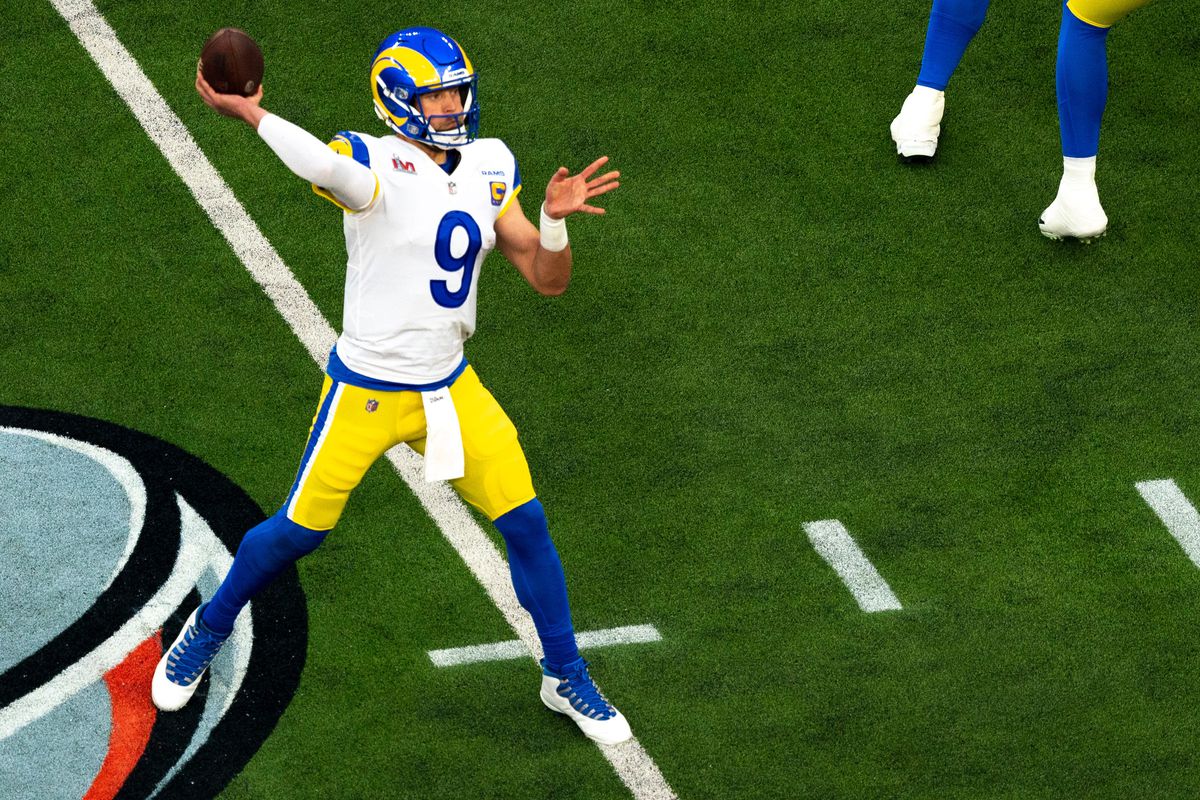 Los Angeles Rams quarterback Matthew Stafford (9) throws a touchdown pass in the first half during Super Bowl 56, Sunday, Feb. 13, 2022, at SoFi Stadium in Inglewood, Calif.