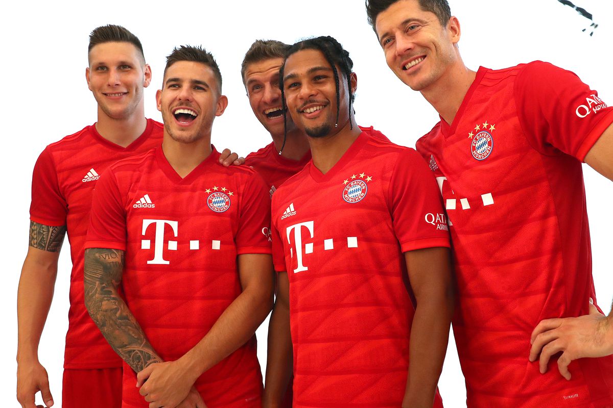 FC Bayern Muenchen And Paulaner Photo Session