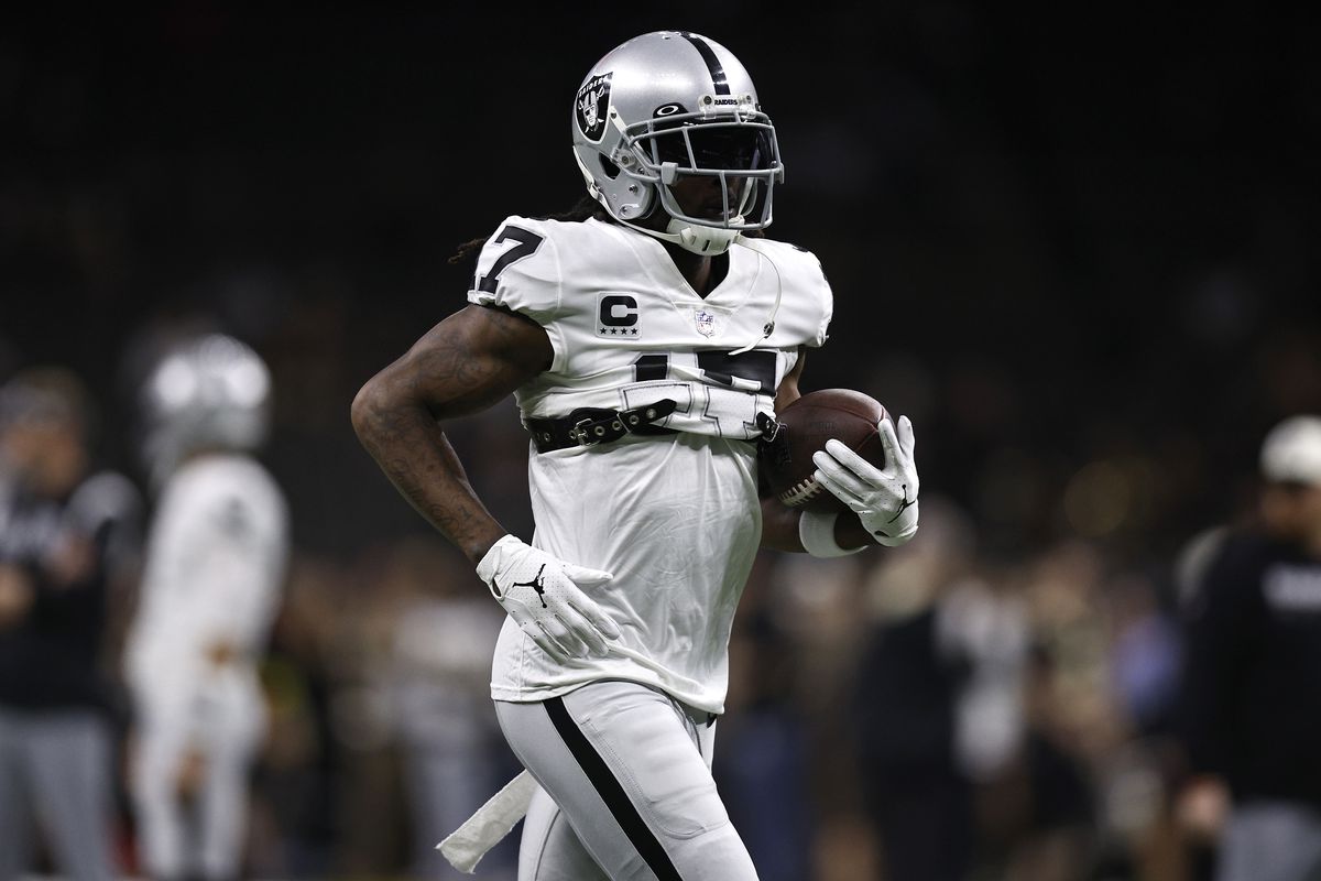 Davante Adams #17 of the Las Vegas Raiders runs with the ball during warmups prior to a game against the New Orleans Saints at Caesars Superdome on October 30, 2022 in New Orleans, Louisiana.