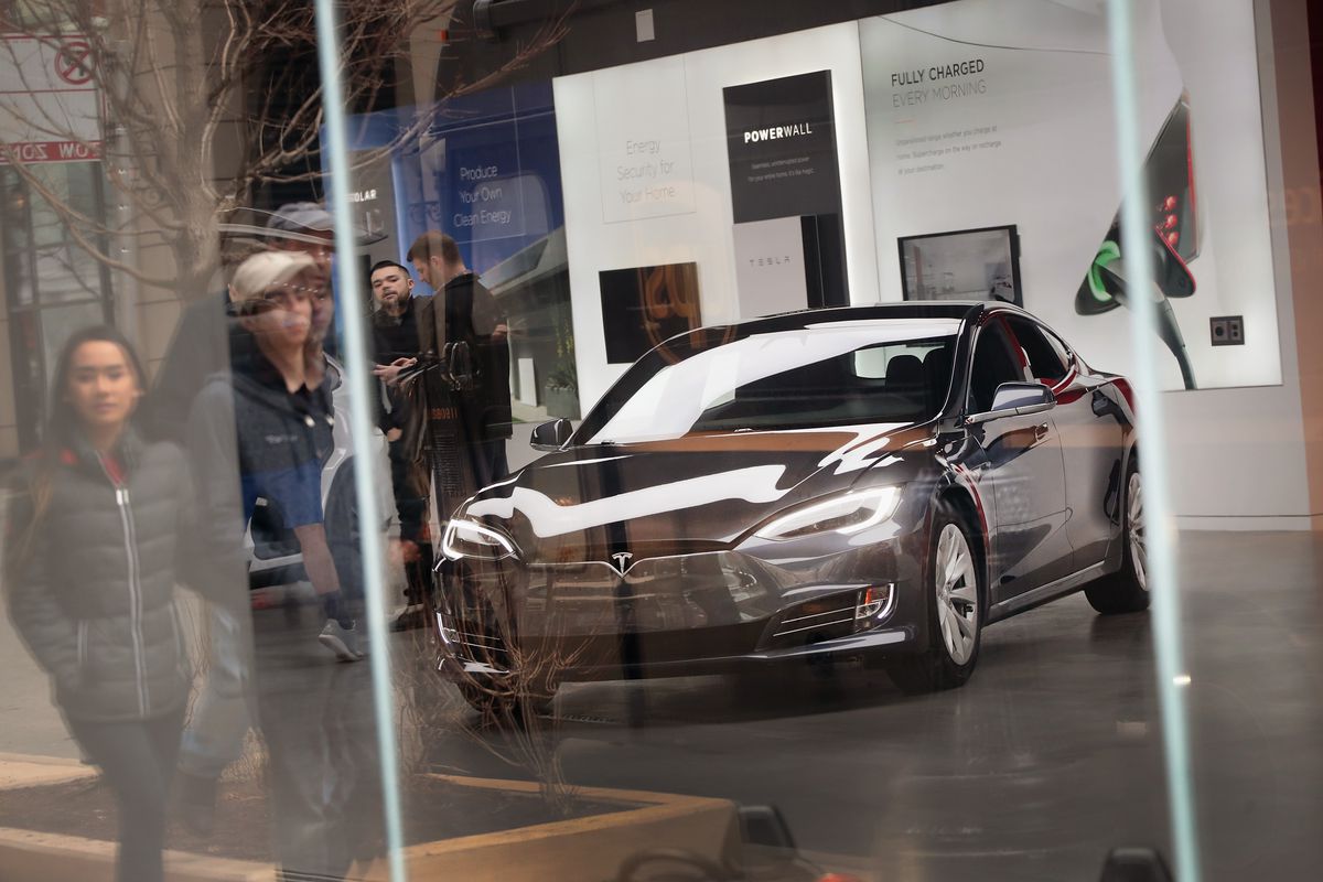 A Model S sits on the showroom floor at a Tesla dealership on March 30, 2018 in Chicago, Illinois.&nbsp;