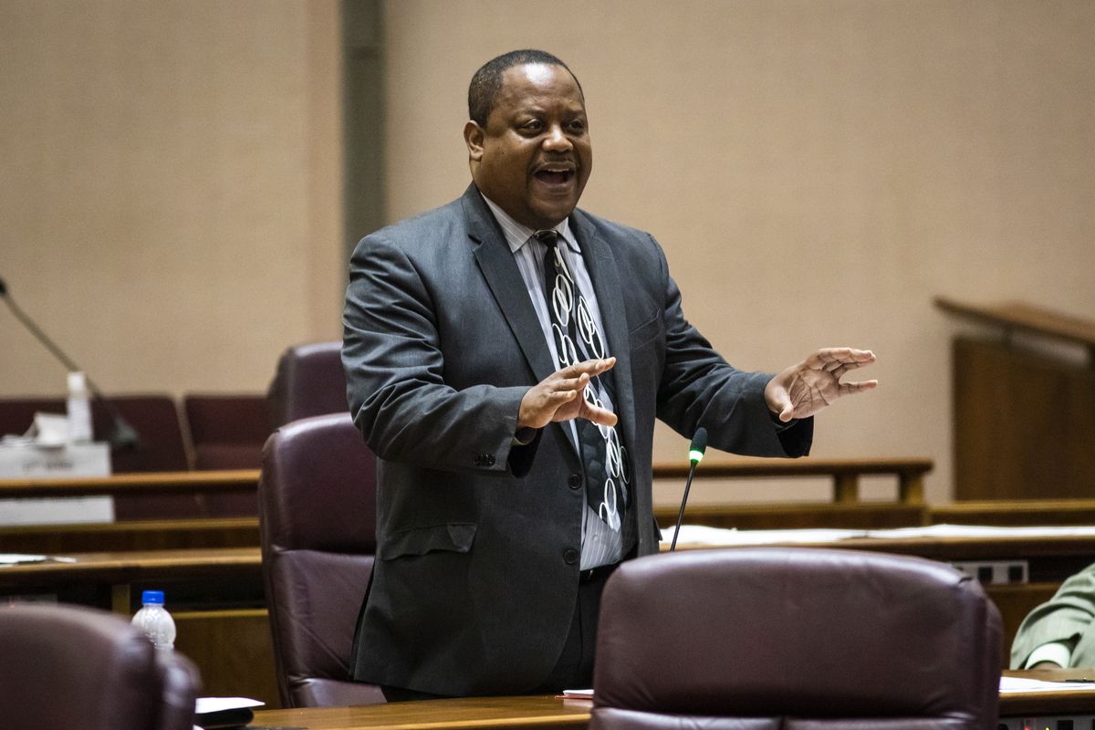 Ald. Roderick Sawyer(6th) speaks in support of a proposal for civilian oversight of the Chicago Police Department during a Chicago City Council meeting at City Hall, Wednesday, July 21, 2021.
