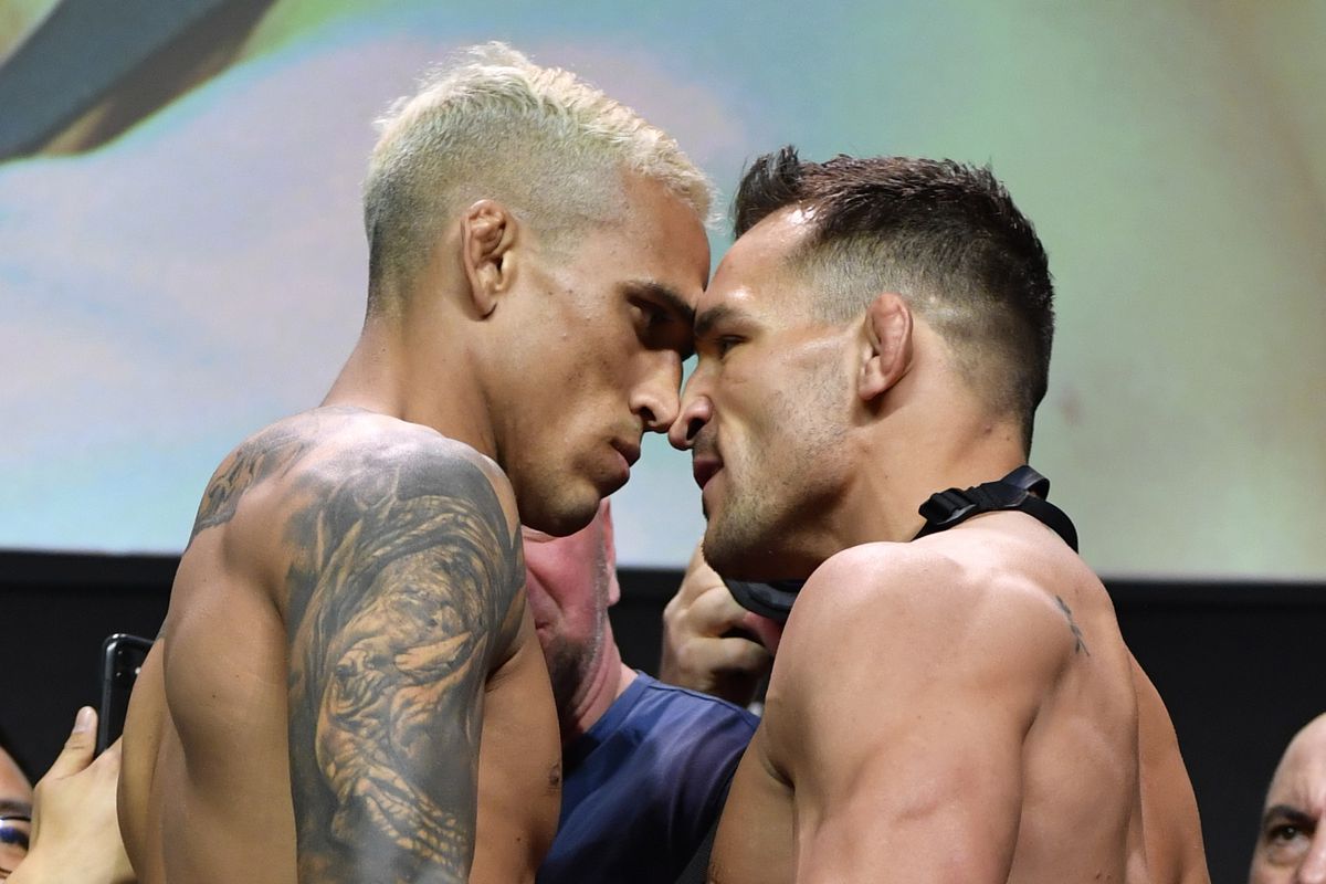 Michael Chandler vs. Charles Oliveira is heavily favored to see a finish&nbsp;
