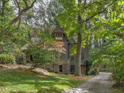 Historic ?shamrock? home asks $815K in Asheville