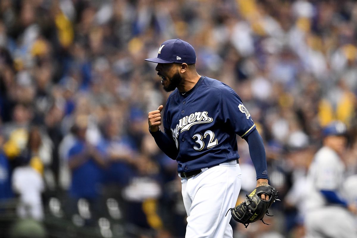 League Championship Series - Los Angeles Dodgers v Milwaukee Brewers - Game One