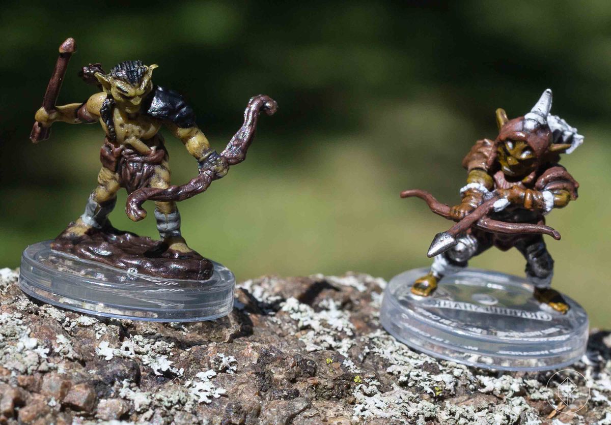Two more of the miniatures, this time goblins. Both have box and arrows.