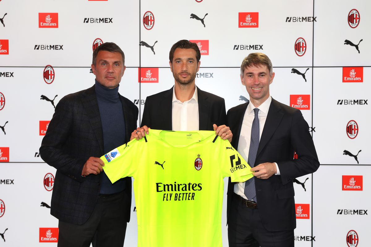 AC Milan Unveils New Signing Antonio Mirante