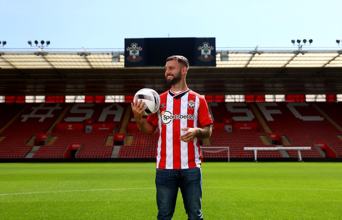 Southampton Unveil New Signing Adam Armstrong