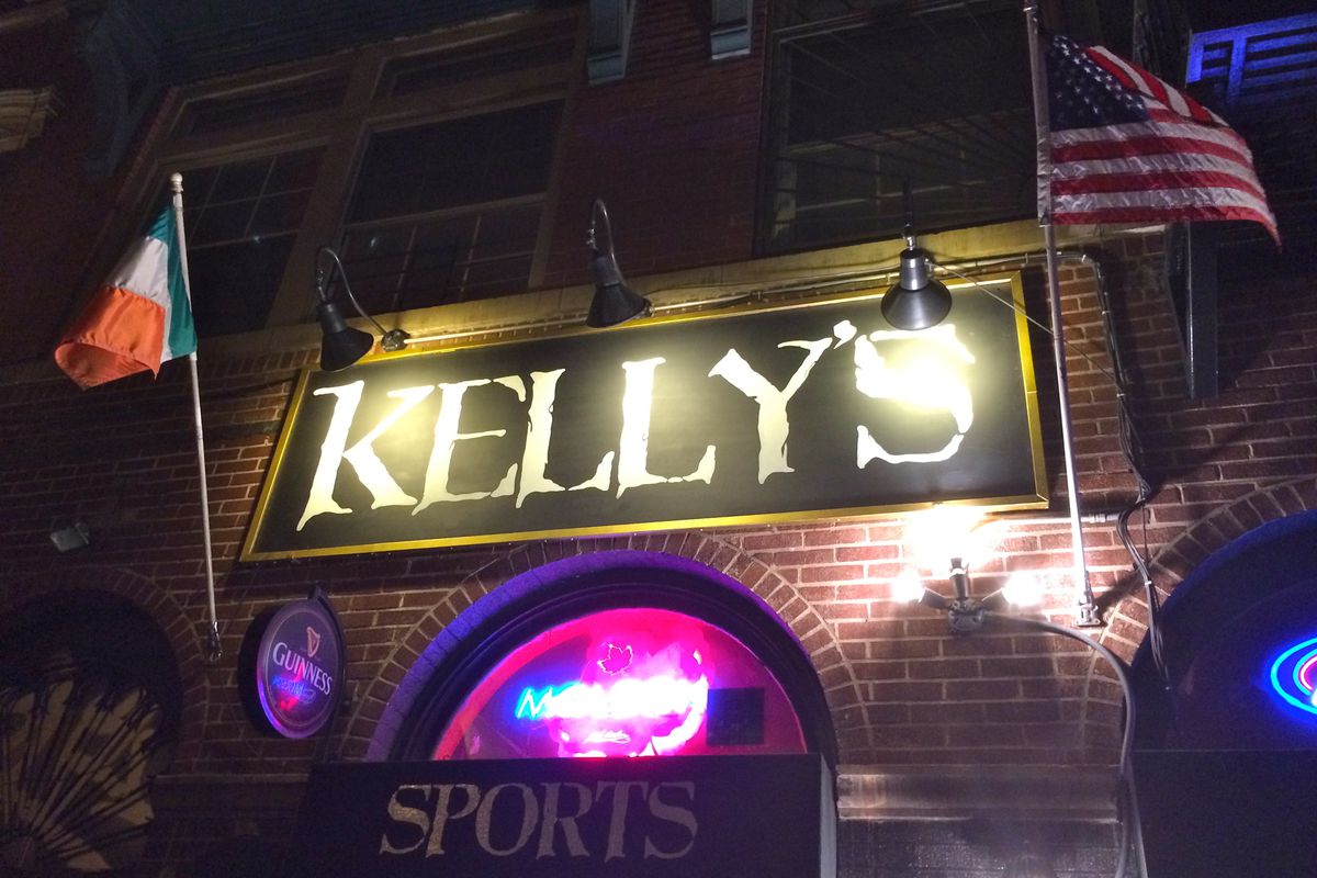Kelly's Cubs Bar