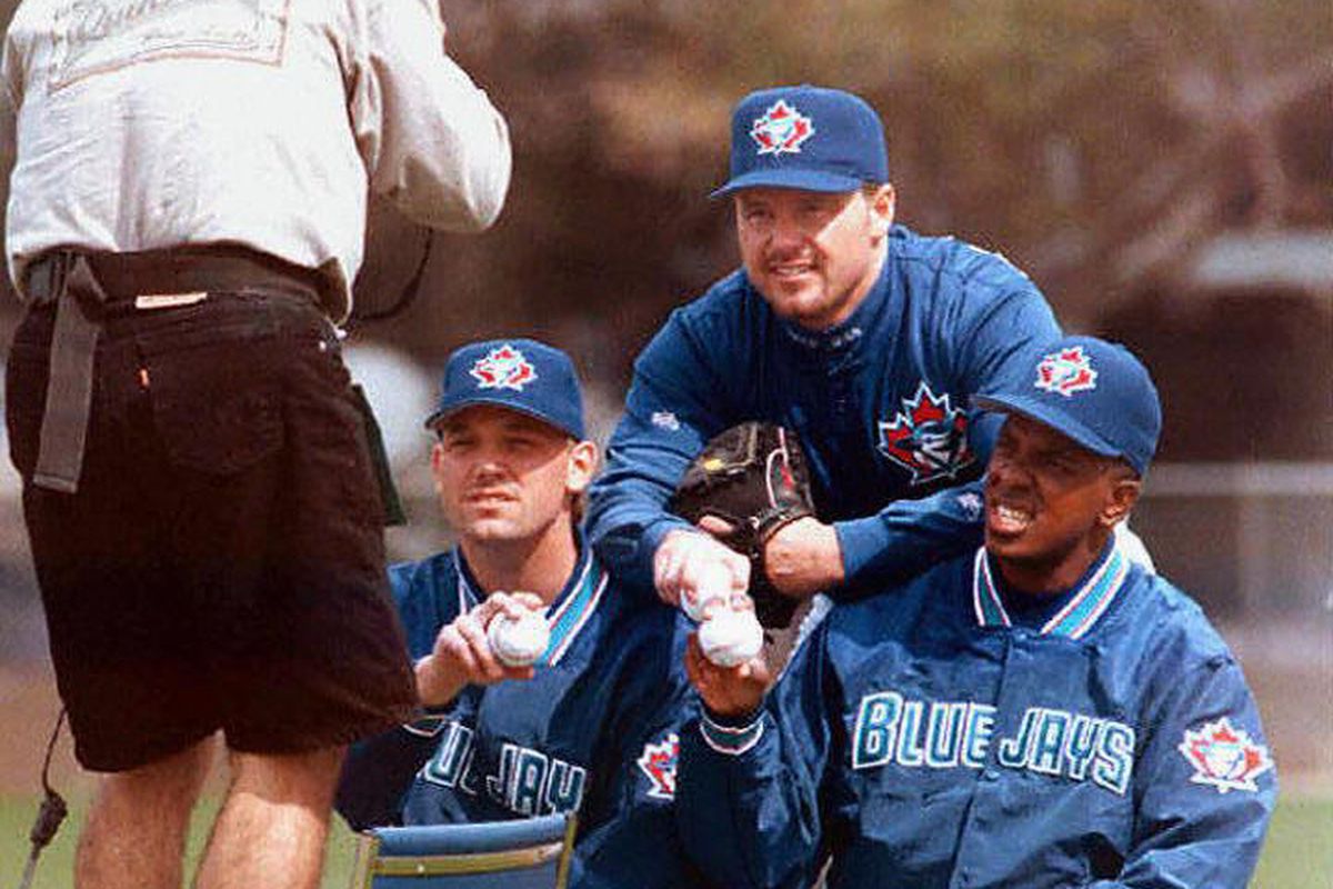 Toronto Blue Jays pitchers Pat Hentgen (L), Roger