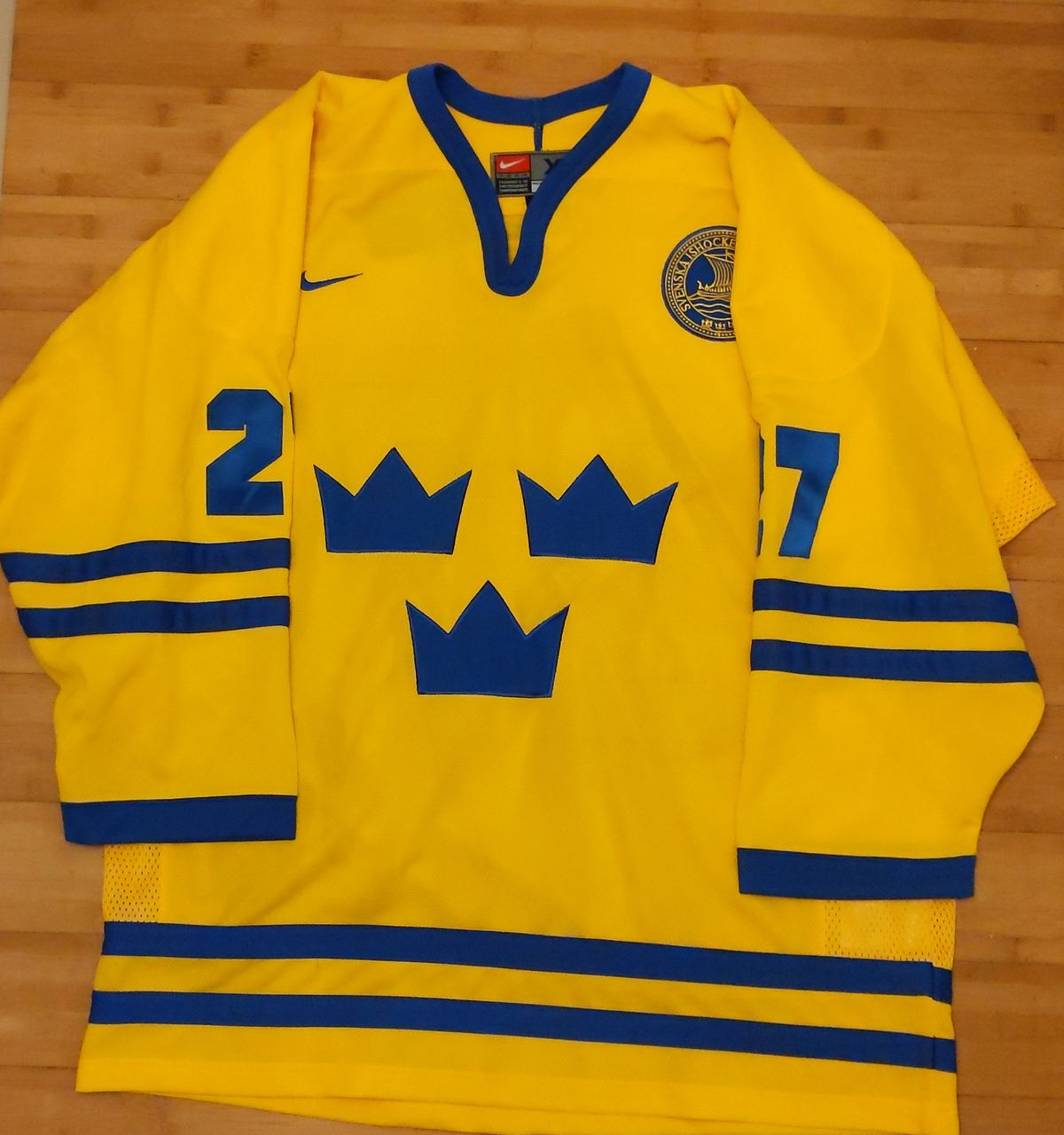 Carl Soderberg Sweden jersey