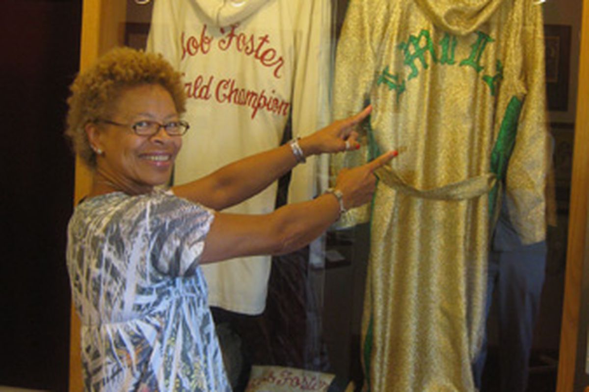 NYSAC Chair Melvina Lathan, here at the International Boxing Hall of Fame, is looking into updating the state's boxing drug testing policies.  via <a href="http://www.ibhof.com/pages/news/nysfair/nysac_02.JPG">www.ibhof.com</a>