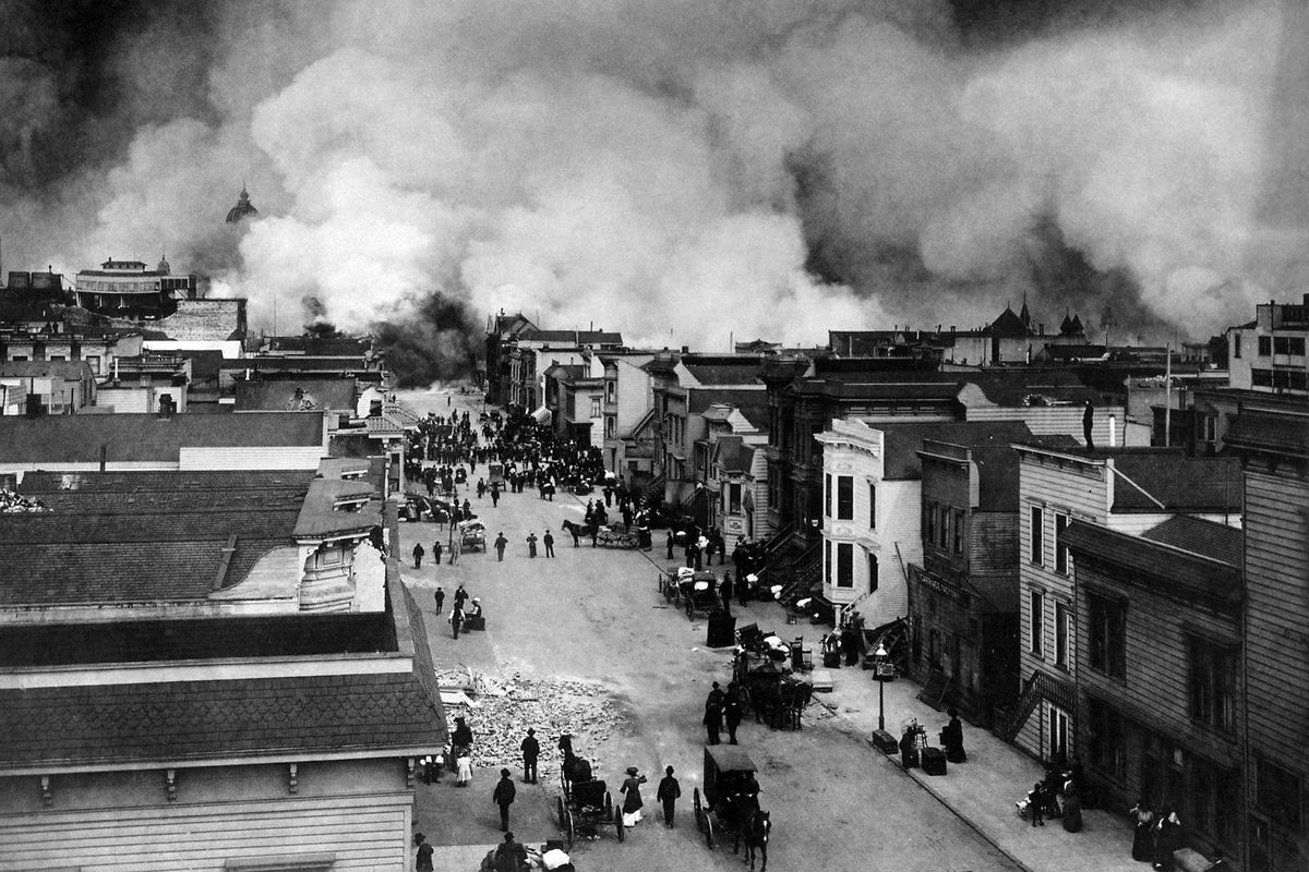 Plumes of smoke on the horizon during the 1906 earthquake.