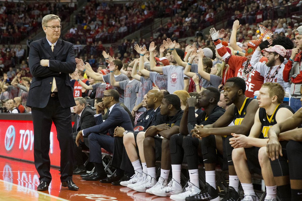 Fran Mccaffery returns from a one-game suspension to lead his Iowa Hawkeyes to a road win at Ohio State.