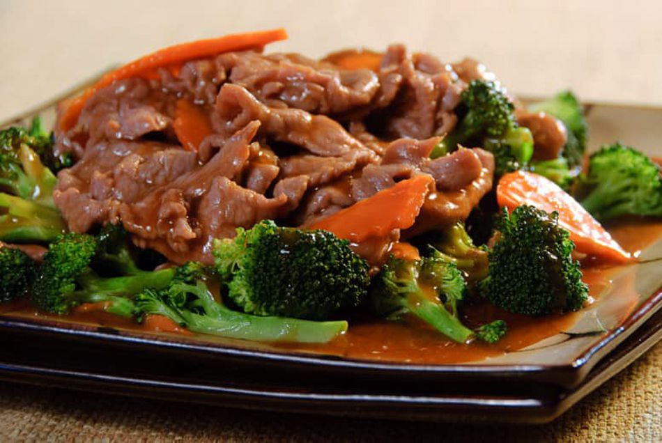 Beef and broccoli, on the casual Chinese and Thai menu at XO Chinese Food.