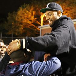 Jabari Parker says hello to a fan. Allen Cunningham/For the Sun-Times.