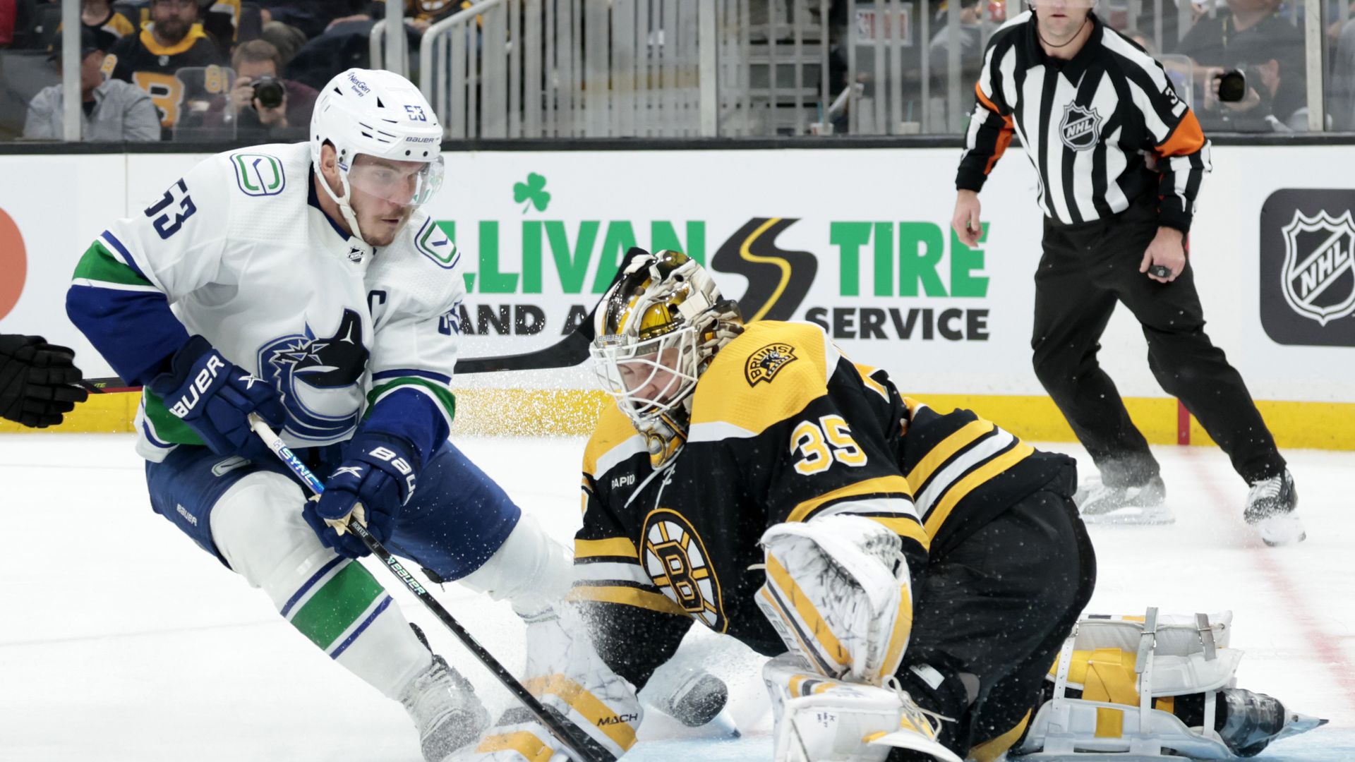 NHL: NOV 13 Canucks at Bruins
