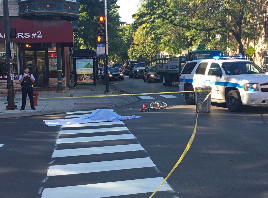 A bicyclist was fatally struck by a truck Monday morning in the North Center neighborhood, according to Chicago Police. | Mitch Dudek/Sun-Times