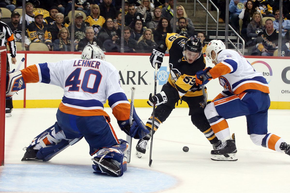 NHL: New York Islanders at Pittsburgh Penguins