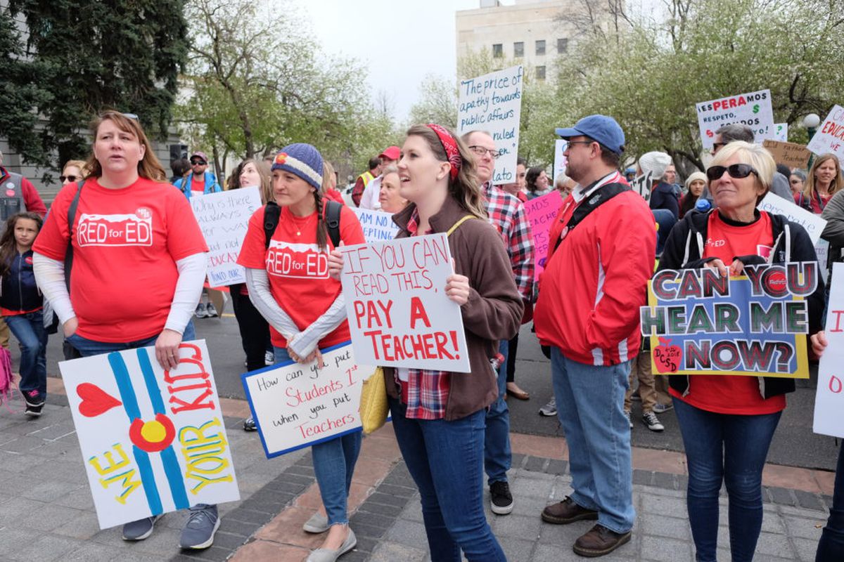 Colorado teachers protest school funding. (Erica Meltzer/Chalkbeat)