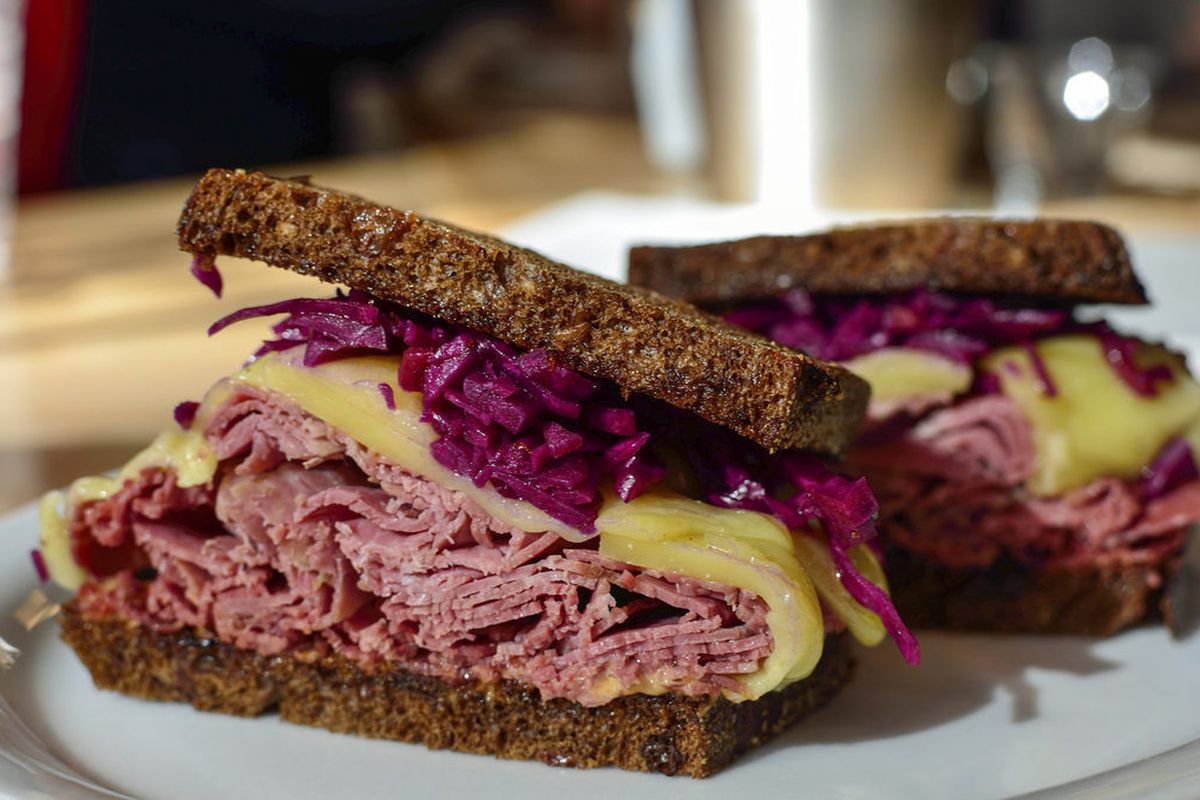 Corned beef reuben from Mile End Sandwich Shop by <a href="http://www.flickr.com/photos/savoreverything/8719188046/in/pool-eater">SavorEverything</a>