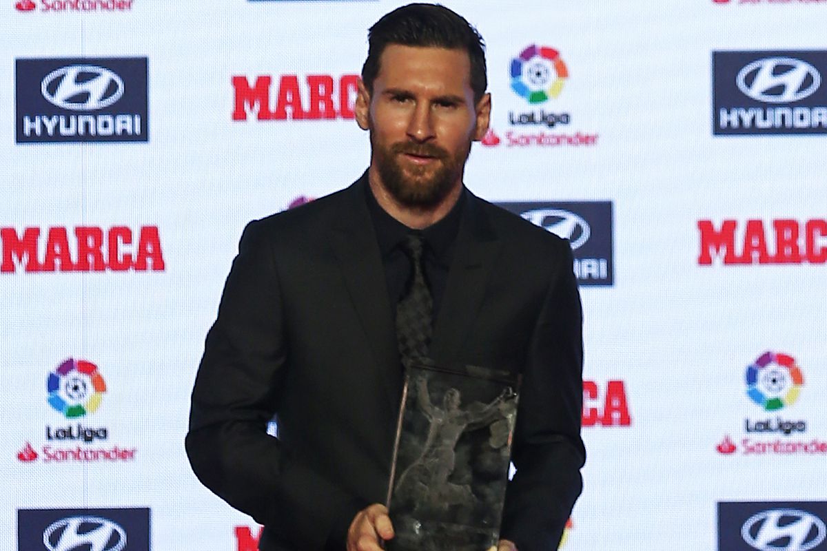 Leo Messi Receives The Trophy For The Best Player 2017-18