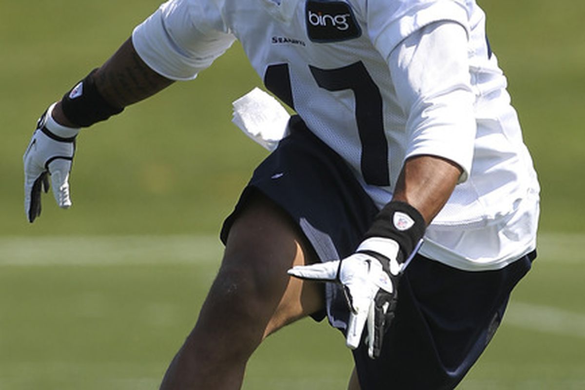 RENTON, WA - MAY 11:  Linebacker Korey Toomer #47 of the Seattle Seahawks defends during minicamp at the Virginia Mason Athletic Center on May 11, 2012 in Renton, Washington. (Photo by Otto Greule Jr/Getty Images)