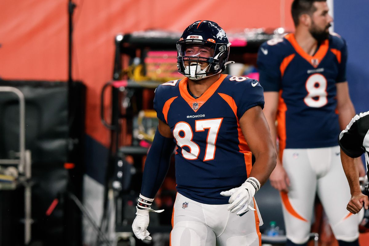 Denver Broncos tight end Noah Fant (87) in the fourth quarter against the Tennessee Titans at Empower Field at Mile High.