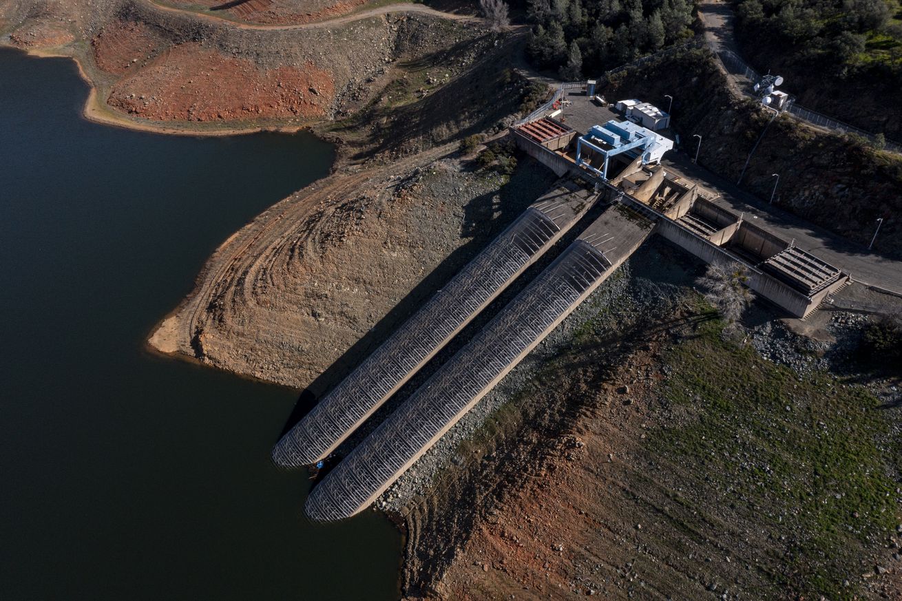 Lake Oroville As Californias Drought-Relief Dreams Are Quickly Drying Up