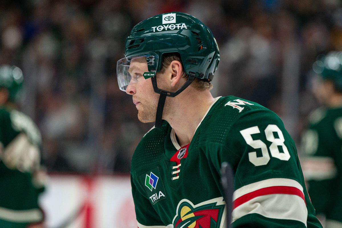 NHL: OCT 17 Avalanche at Wild