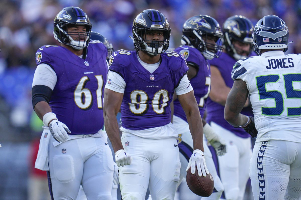 Baltimore Ravens tight end Isaiah Likely (80) celebrates after getting a first down against the Seattle Seahawks during the fourth quarter at M&amp;T Bank Stadium.