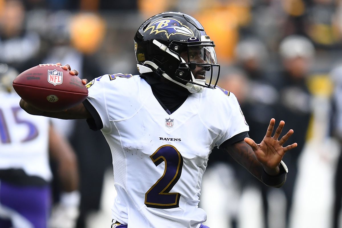 Tyler Huntley #2 of the Baltimore Ravens lines up to throw the ball during the second quarter of the game against the Pittsburgh Steelers at Acrisure Stadium on December 11, 2022 in Pittsburgh, Pennsylvania.