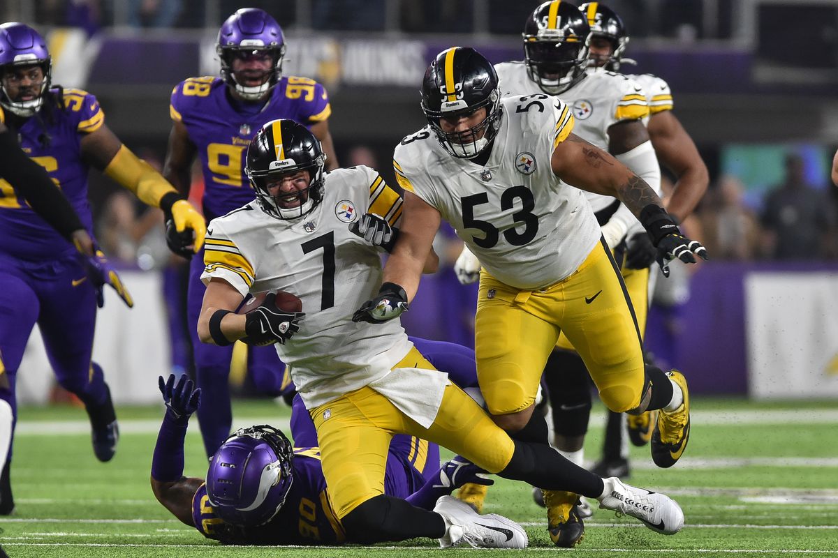 NFL: Pittsburgh Steelers at Minnesota Vikings