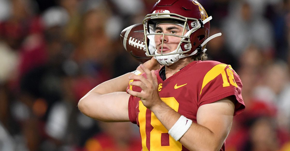 Former USC QB JT Daniels not cleared for contact at UGA