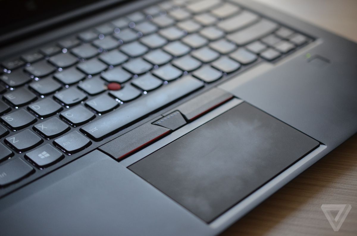 Lenovo ThinkPad X1 Yoga review 4