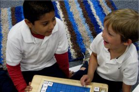 Photo of students from the Montessori del Mundo website
