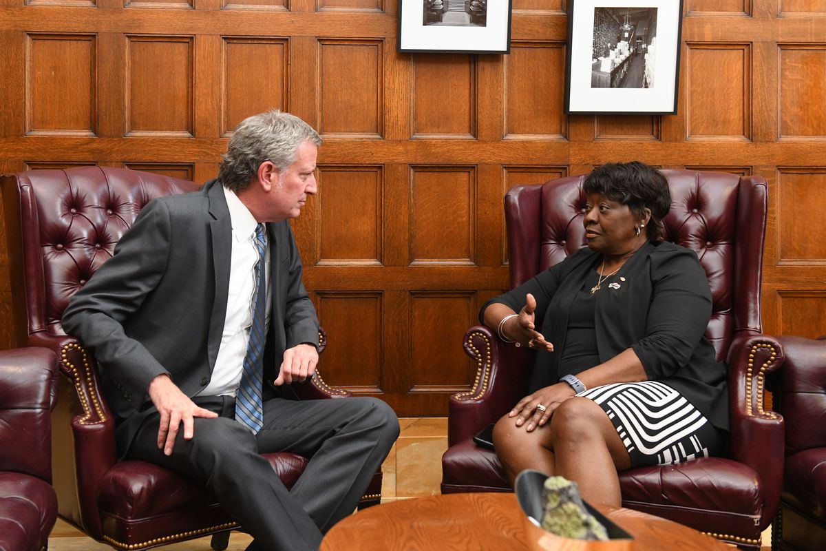 Mayor Bill de Blasio meets with Assemblymember Crystal Peoples-Stokes in Albany on Monday, June 3, 2019.