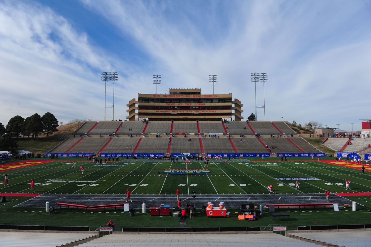 NCAA Football: Gildan New Mexico Bowl-Arizona vs New Mexico