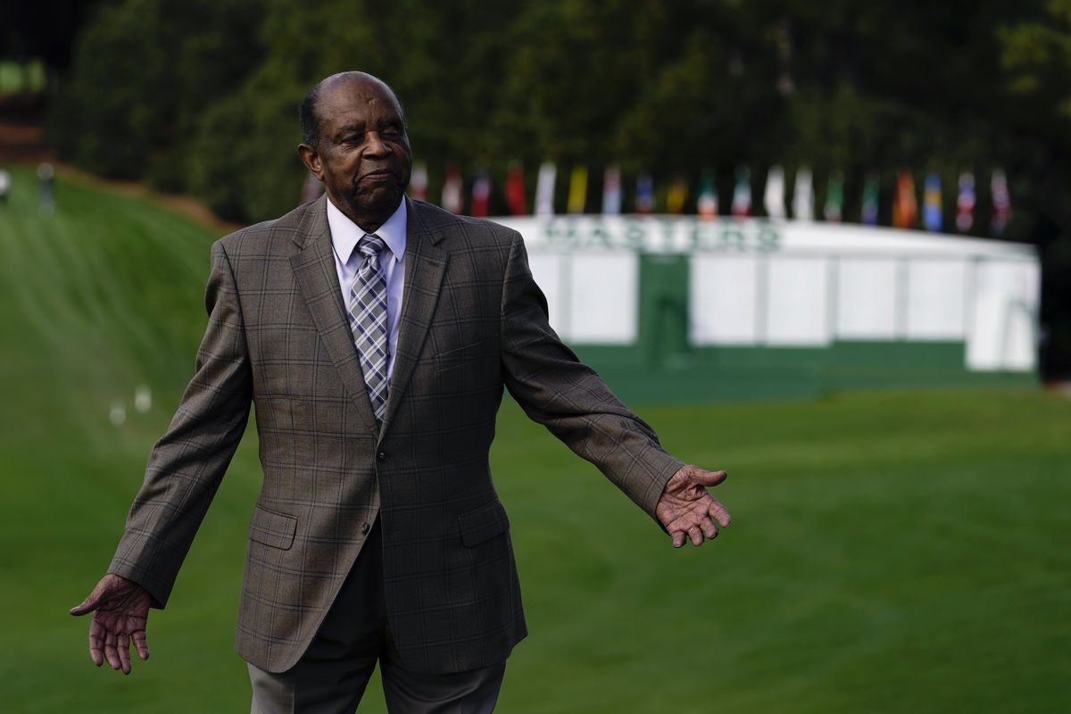 Augusta National will establish a pair of scholarships named for Lee Elder, the first Black man to play at the Masters. 