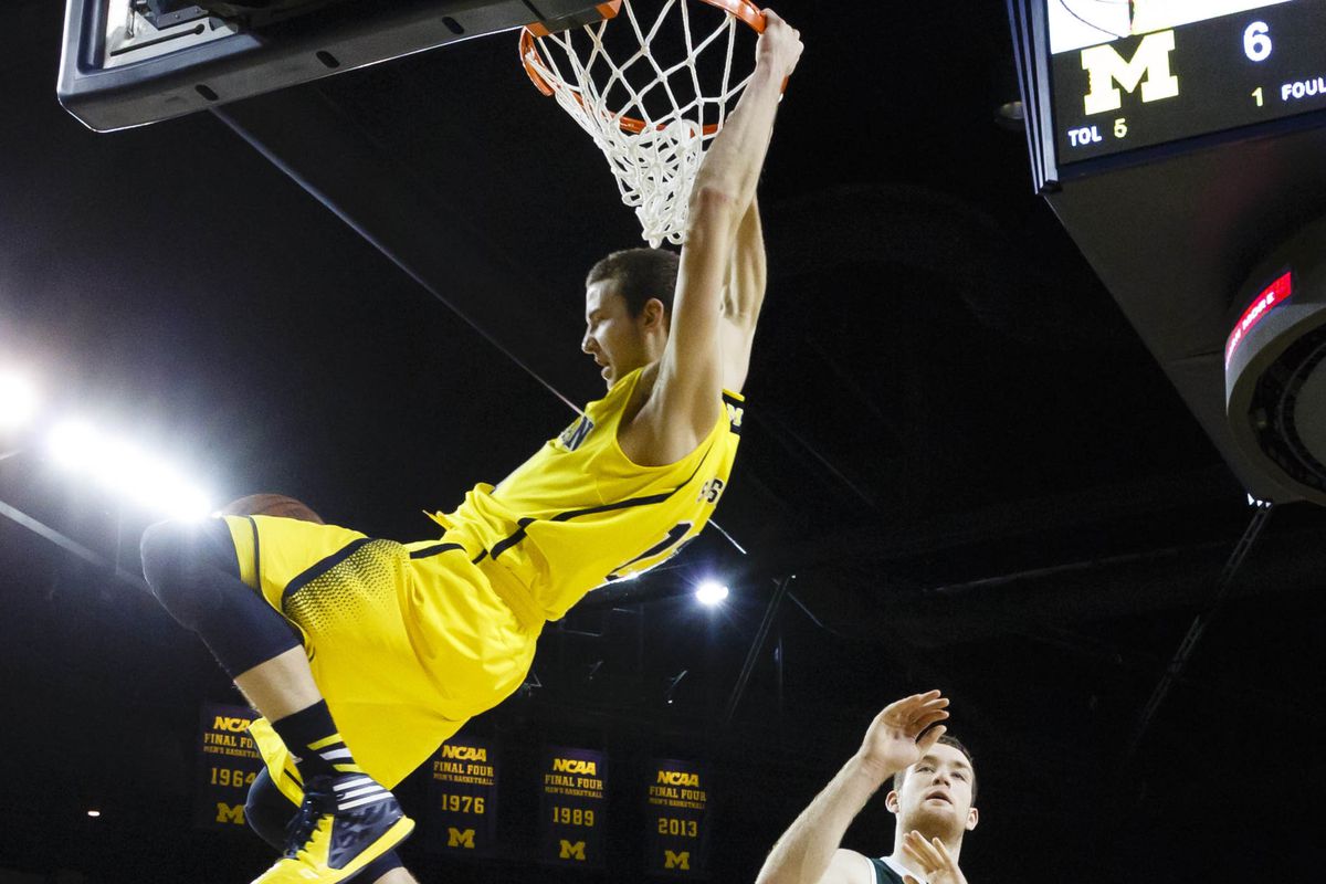 Nik Stauskas led the Wolverines to a season sweep of Michigan State