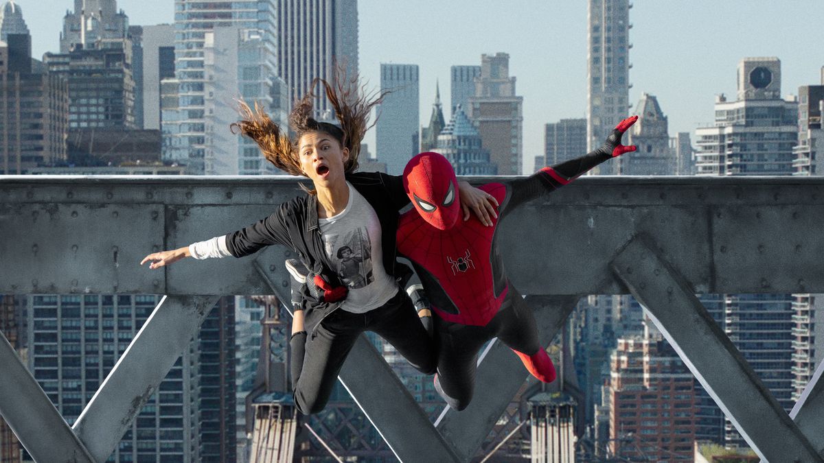 Spider-Man and MJ leap off a bridge together while MJ panics in Spider-Man: No Way Home