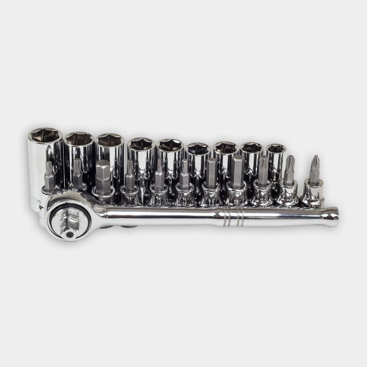 Socket Wrench with extra sockets and screw heads