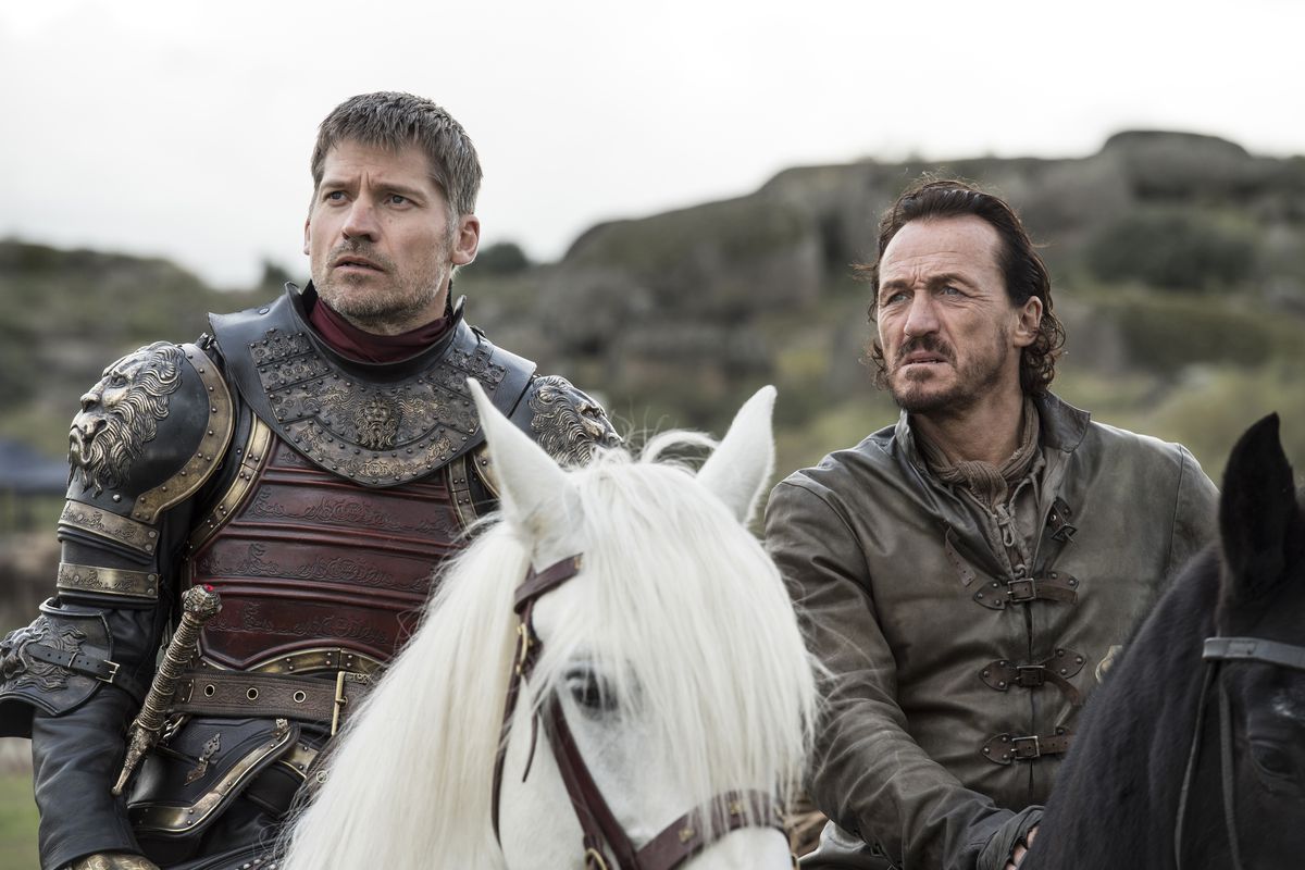 Game of Thrones 704 - Jaime and Bronn on horseback