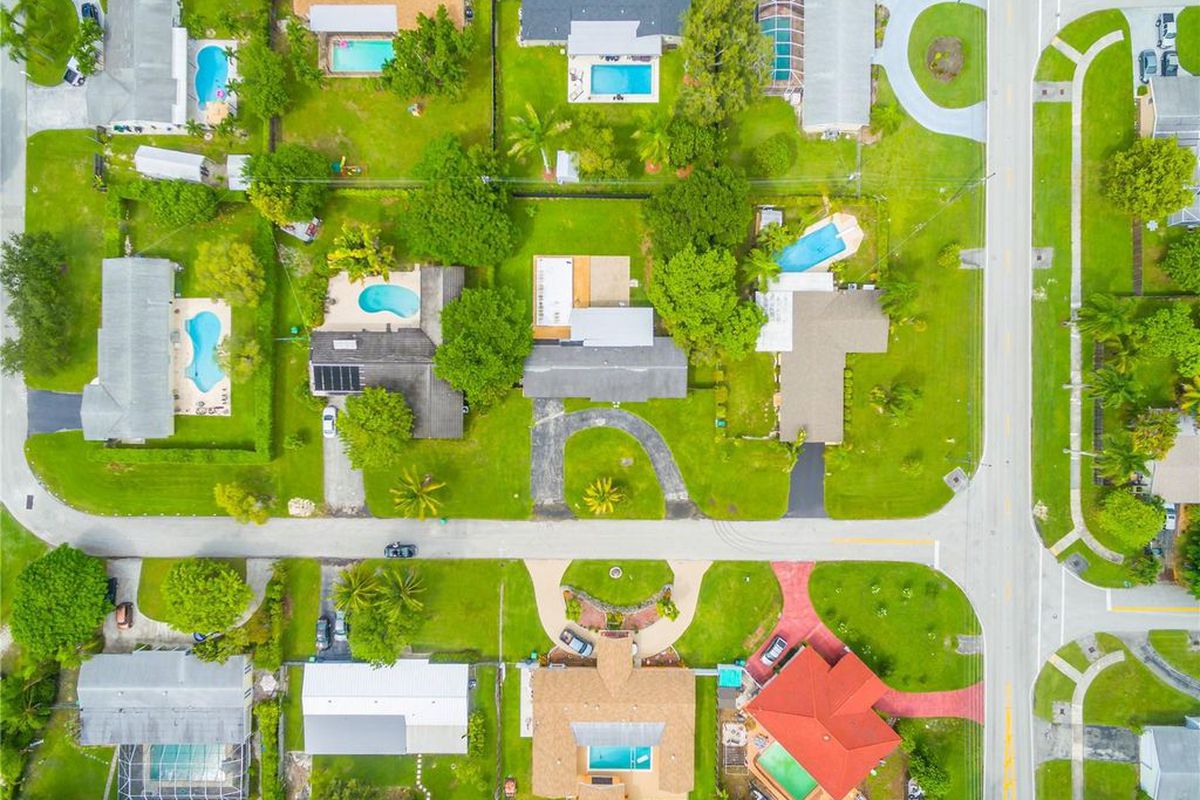 Aerial of single-family homes in Miami