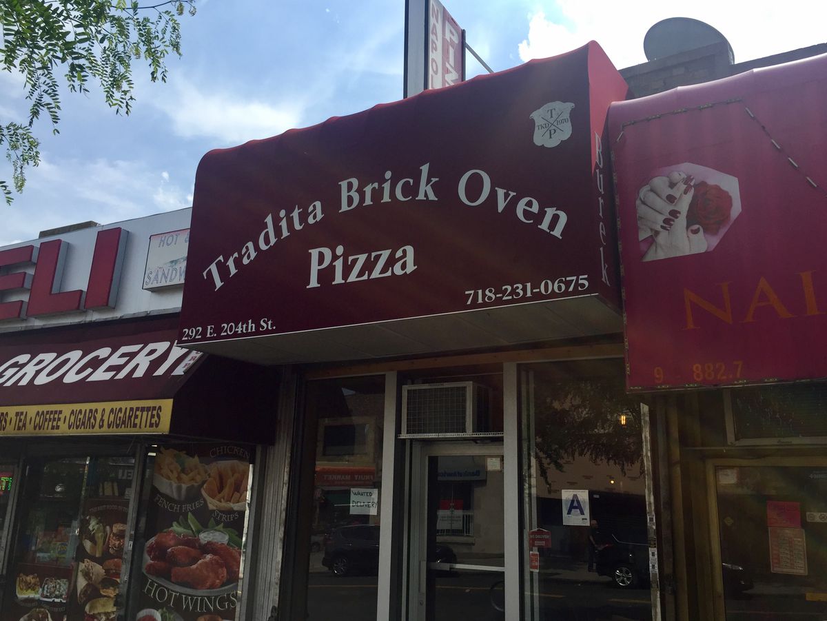 Tradita Brick Oven Pizza