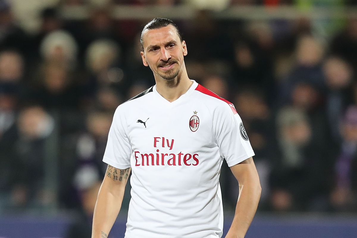 Zlatan Ibrahimovic of AC Milan looks on during the Serie A match between ACF Fiorentina and AC Milan at Stadio Artemio Franchi on February 22, 2020 in Florence, Italy.