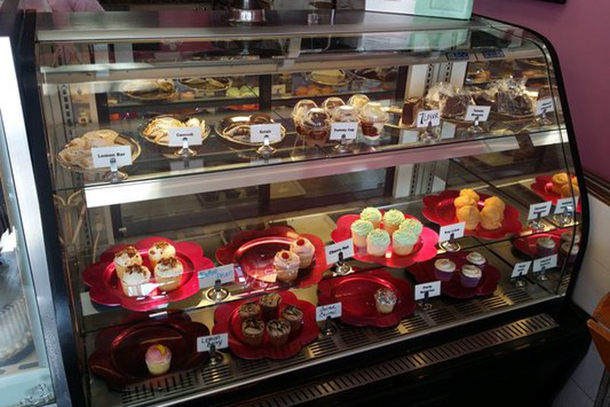 The pastry case at Iversen's.