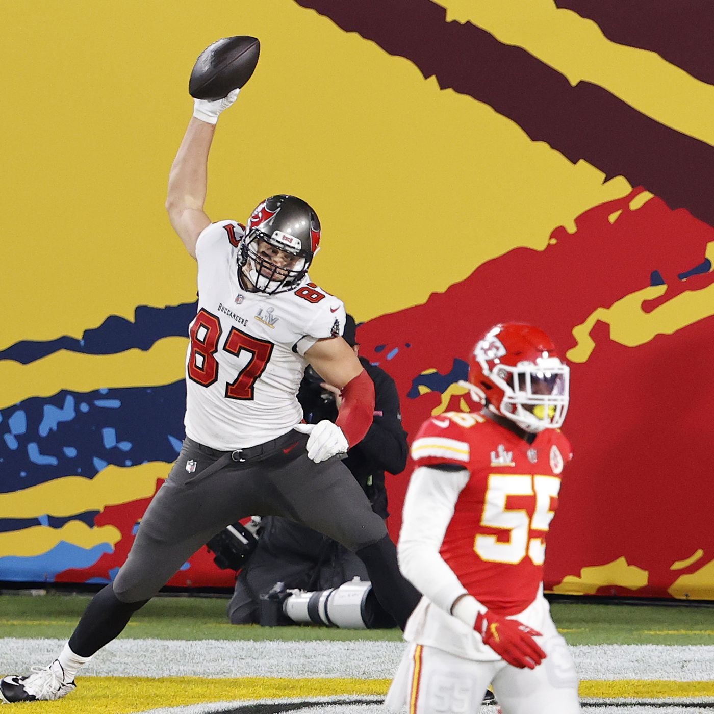 Buccaneers vs. Chiefs Super Bowl LV recap: Dreams come true in 31