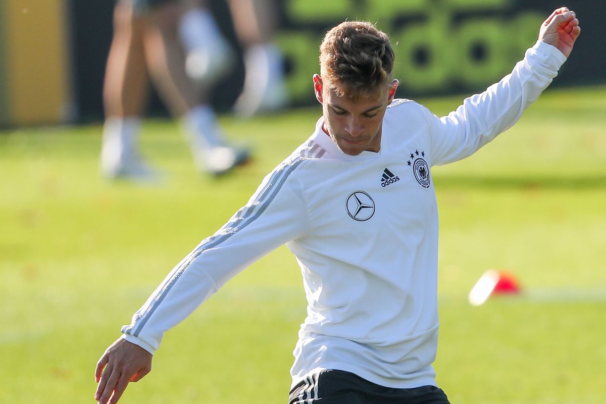 11 October 2018, Berlin: Soccer: national team, training Germany in the Hertha-Amateurstadion in preparation of the Nations-League matches against the Netherlands and France. Joshua Kimmich in action.