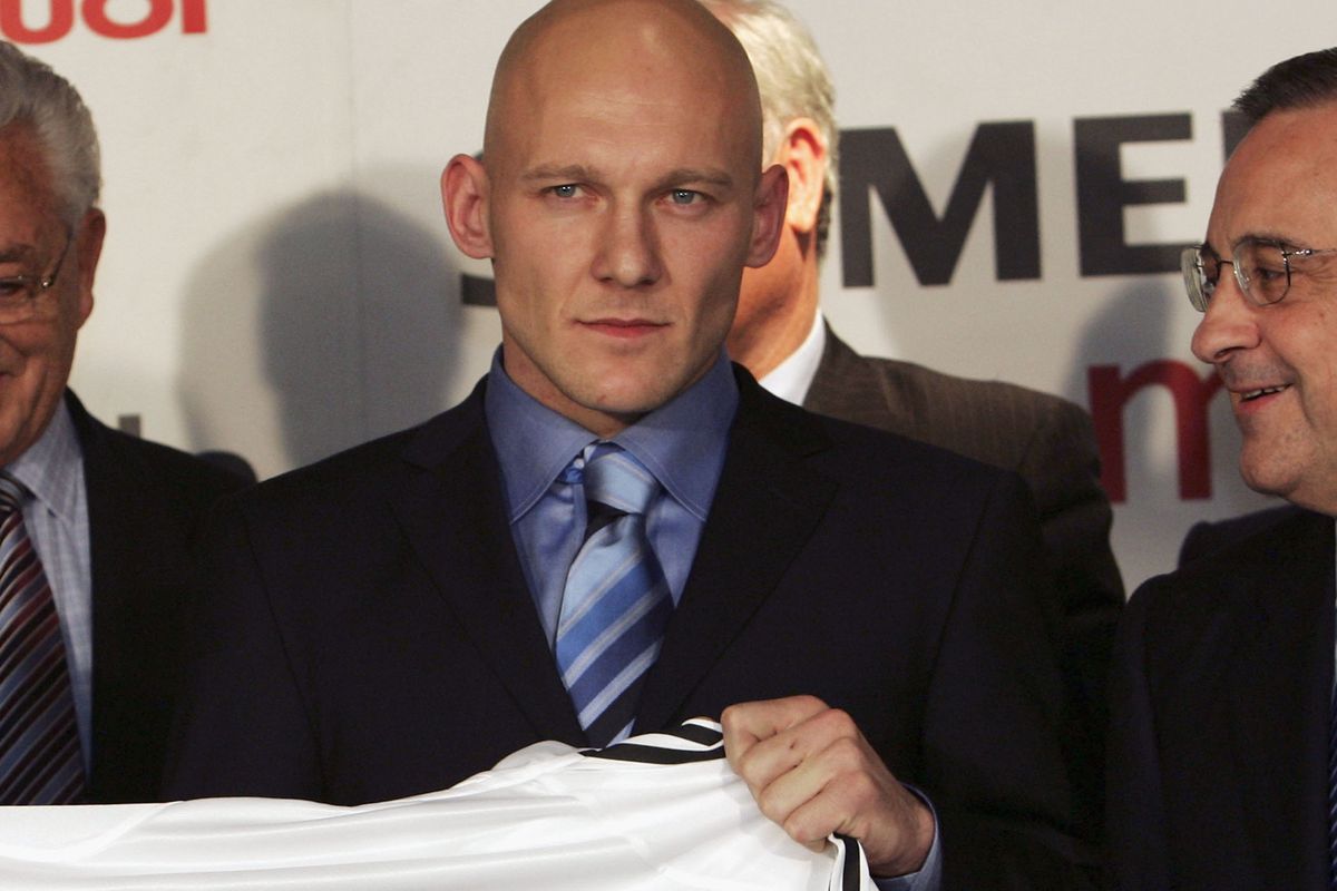 Thomas Gravesen Signs For Real Madrid